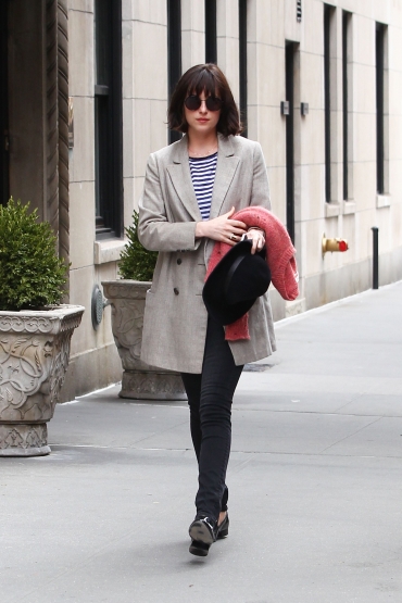 Click to view full size image
==============
dakota1704153_28329.jpg dakota1704153_28329.jpg