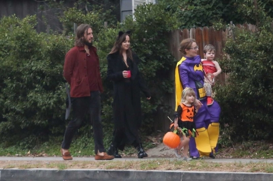 Click to view full size image
==============
DAKOTA040.jpg DAKOTA040.jpg