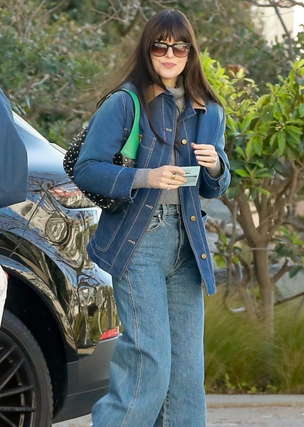 Click to view full size image
==============
DJF0001~10.jpg DJF0001~10.jpg