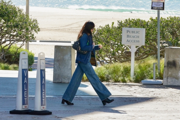 Click to view full size image
==============
DJF0022~2.jpg DJF0022~2.jpg